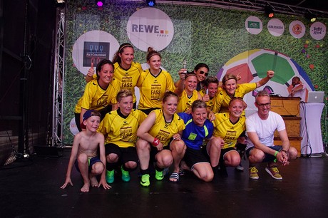 Com Together Cup